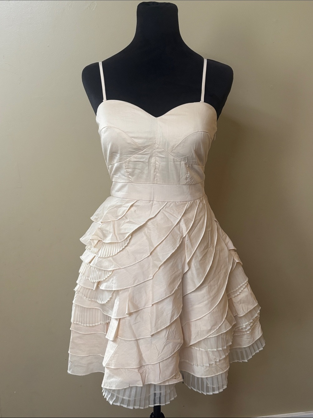 Minuet Petite Cream Tiered Ruffle Sweetheart Dress